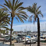 Apartamento With Views Over Valle Golf *