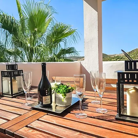 With Views Over Valle Golf * Estepona