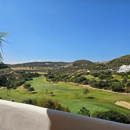 Apartment With Views Over Valle Golf Estepona