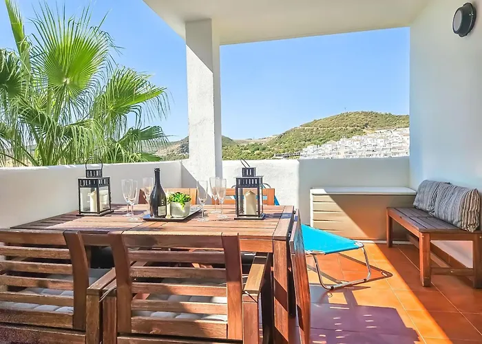 Apartment With Views Over Valle Golf *