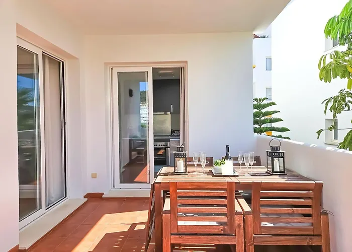 With Views Over Valle Golf Estepona