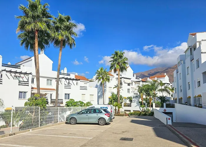 With Views Over Valle Golf Apartment Estepona